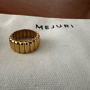 Mejuri Charlotte Bold Ring